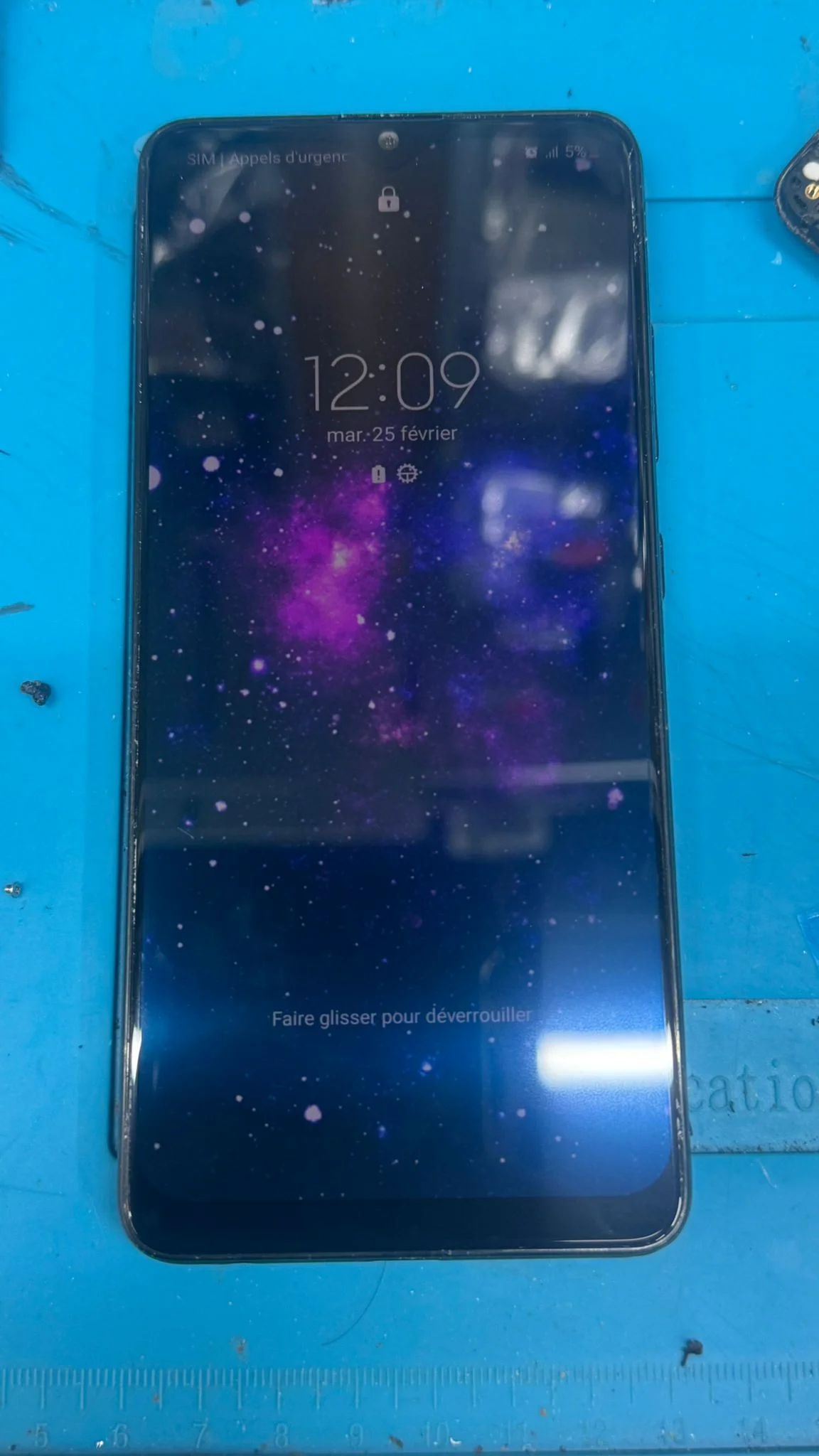 Réparation téléphone SAMSUNG Galaxy A32 - Écran neuf après intervention